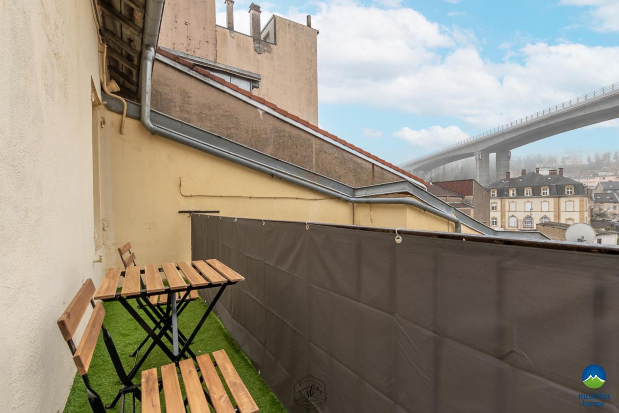 1 Studio & 4 Appts - 1 A 4 Lits - 1 A 7 Pers - 1 Immeuble - Confort, Flexibilite ------ English - 1 Studio & 4 Apts - 1 To 4 Beds - 1 To 7 Guests - Same Building -- Cattenom Hayange Dış mekan fotoğraf